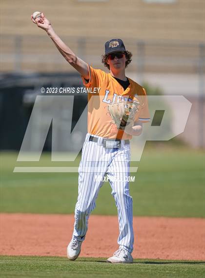 Thumbnail 2 in Ridgeview vs. St. Helens (Coach Bob Tournament) photogallery.