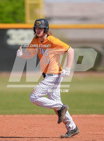 Thumbnail 3 in Ridgeview vs. St. Helens (Coach Bob Tournament) photogallery.