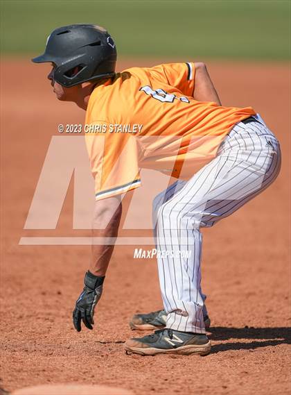 Thumbnail 3 in Ridgeview vs. St. Helens (Coach Bob Tournament) photogallery.