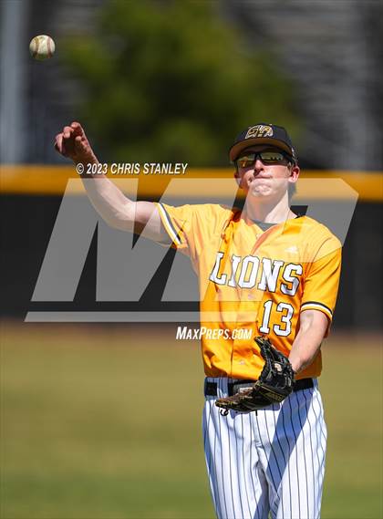 Thumbnail 1 in Ridgeview vs. St. Helens (Coach Bob Tournament) photogallery.