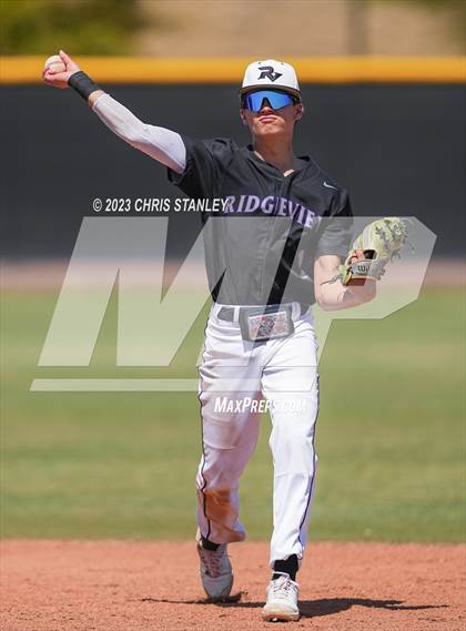 Thumbnail 2 in Ridgeview vs. St. Helens (Coach Bob Tournament) photogallery.