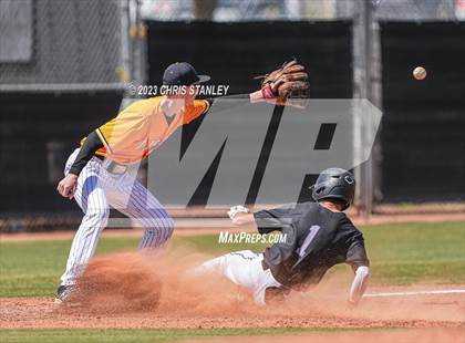 Thumbnail 3 in Ridgeview vs. St. Helens (Coach Bob Tournament) photogallery.
