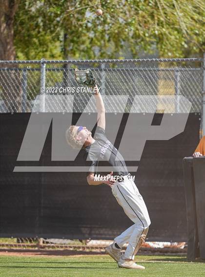 Thumbnail 3 in Ridgeview vs. St. Helens (Coach Bob Tournament) photogallery.