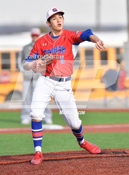 Thumbnail 1 in Holliday vs Graham (Walker Stallcup Tournament) photogallery.