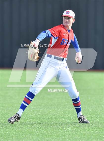 Thumbnail 2 in Holliday vs Graham (Walker Stallcup Tournament) photogallery.