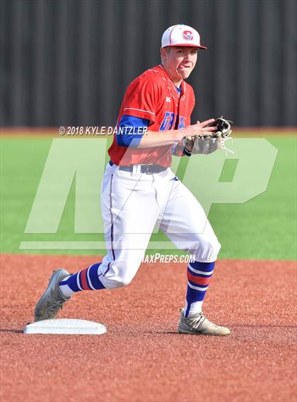 Thumbnail 1 in Holliday vs Graham (Walker Stallcup Tournament) photogallery.