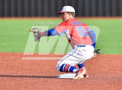Thumbnail 1 in Holliday vs Graham (Walker Stallcup Tournament) photogallery.