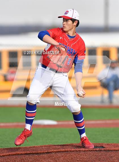 Thumbnail 3 in Holliday vs Graham (Walker Stallcup Tournament) photogallery.