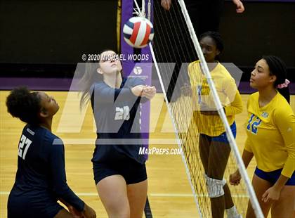 Thumbnail 2 in North Little Rock vs. Bentonville West photogallery.
