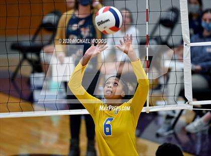 Thumbnail 2 in North Little Rock vs. Bentonville West photogallery.