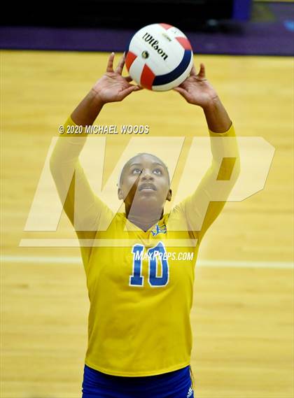 Thumbnail 1 in North Little Rock vs. Bentonville West photogallery.