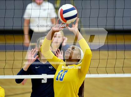 Thumbnail 2 in North Little Rock vs. Bentonville West photogallery.