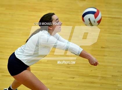 Thumbnail 2 in North Little Rock vs. Bentonville West photogallery.