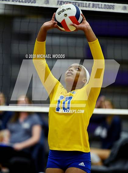 Thumbnail 2 in North Little Rock vs. Bentonville West photogallery.