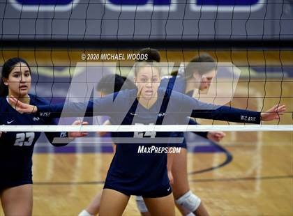 Thumbnail 1 in North Little Rock vs. Bentonville West photogallery.