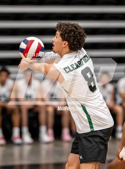 Thumbnail 3 in Clearfield vs. Hunter (UHSAA 5A Tournament) photogallery.