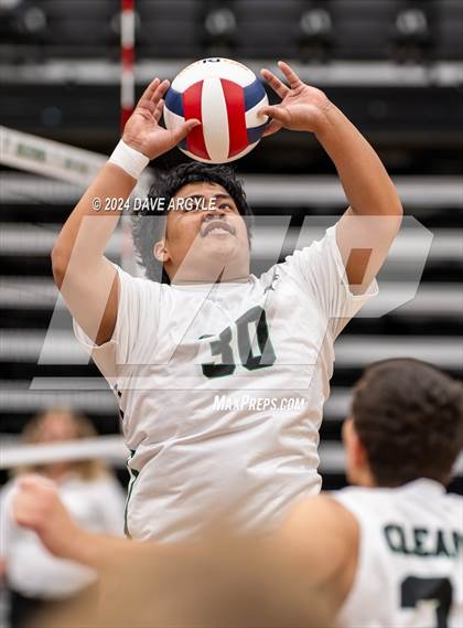 Thumbnail 3 in Clearfield vs. Hunter (UHSAA 5A Tournament) photogallery.