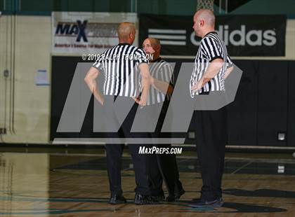 Thumbnail 3 in Woodcreek vs. St. Patrick-St. Vincent (Adidas Challenge) photogallery.