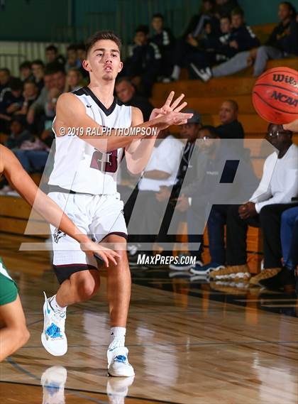 Thumbnail 2 in Woodcreek vs. St. Patrick-St. Vincent (Adidas Challenge) photogallery.
