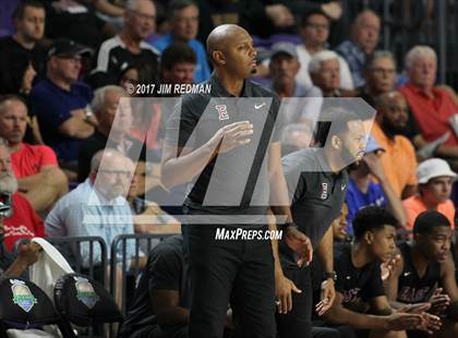 Thumbnail 3 in University vs. Memphis East (City of Palms Classic) photogallery.