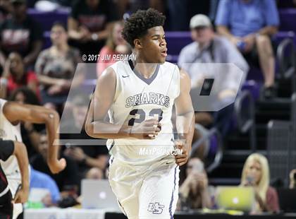Thumbnail 2 in University vs. Memphis East (City of Palms Classic) photogallery.