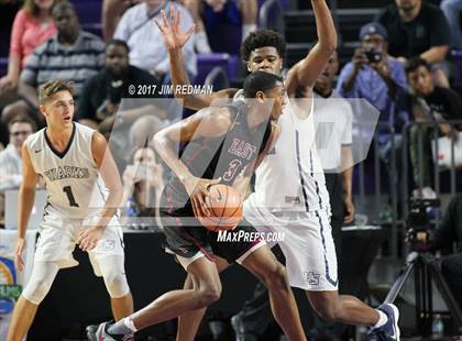 Thumbnail 2 in University vs. Memphis East (City of Palms Classic) photogallery.