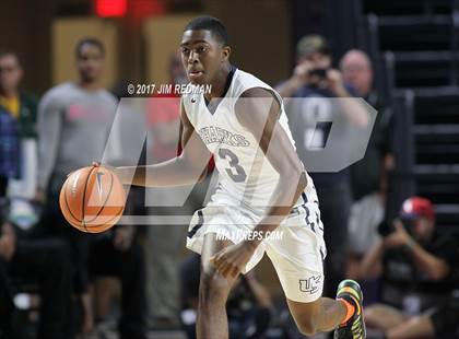 Thumbnail 2 in University vs. Memphis East (City of Palms Classic) photogallery.