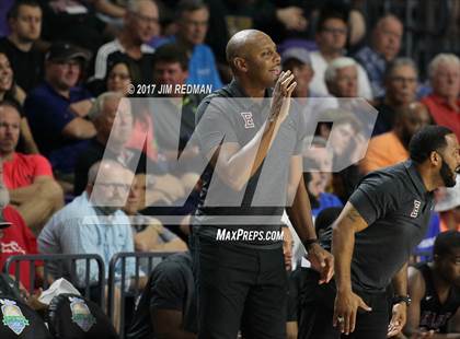 Thumbnail 2 in University vs. Memphis East (City of Palms Classic) photogallery.