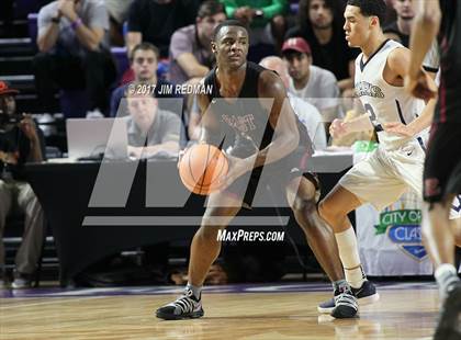 Thumbnail 2 in University vs. Memphis East (City of Palms Classic) photogallery.
