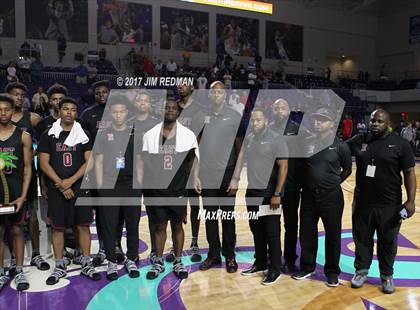 Thumbnail 3 in University vs. Memphis East (City of Palms Classic) photogallery.