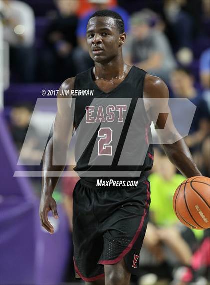 Thumbnail 1 in University vs. Memphis East (City of Palms Classic) photogallery.