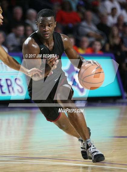 Thumbnail 3 in University vs. Memphis East (City of Palms Classic) photogallery.
