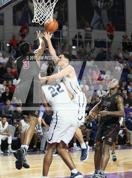 Thumbnail 1 in University vs. Memphis East (City of Palms Classic) photogallery.