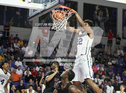 Thumbnail 2 in University vs. Memphis East (City of Palms Classic) photogallery.