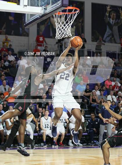Thumbnail 3 in University vs. Memphis East (City of Palms Classic) photogallery.