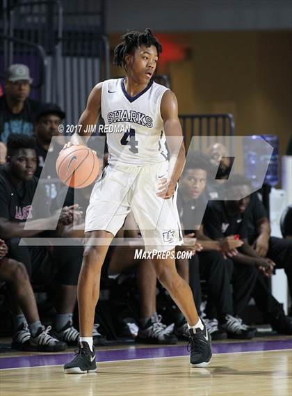 Thumbnail 2 in University vs. Memphis East (City of Palms Classic) photogallery.