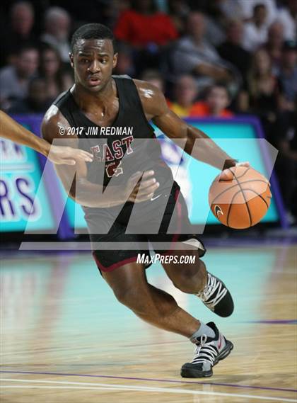 Thumbnail 2 in University vs. Memphis East (City of Palms Classic) photogallery.