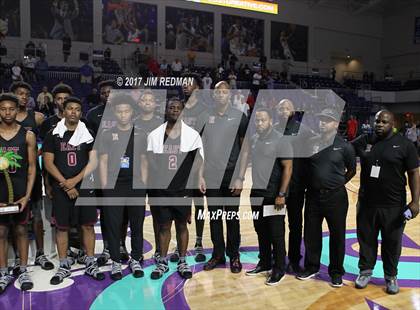 Thumbnail 2 in University vs. Memphis East (City of Palms Classic) photogallery.