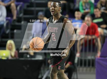 Thumbnail 2 in University vs. Memphis East (City of Palms Classic) photogallery.