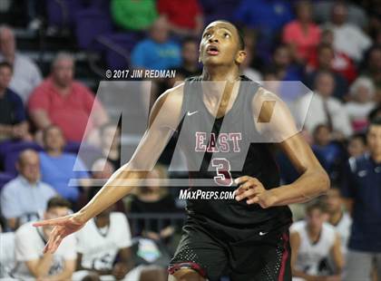 Thumbnail 3 in University vs. Memphis East (City of Palms Classic) photogallery.