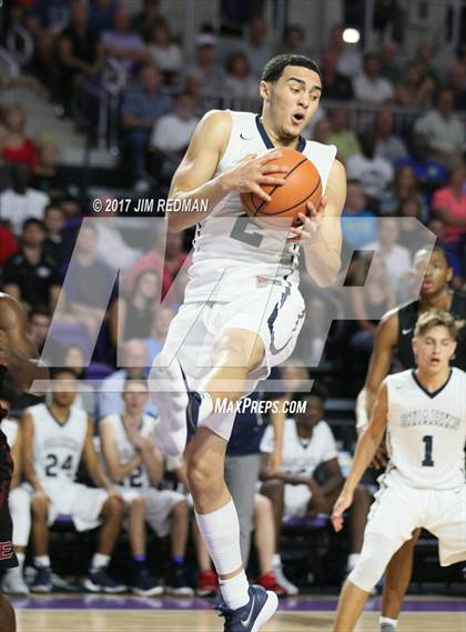Thumbnail 1 in University vs. Memphis East (City of Palms Classic) photogallery.