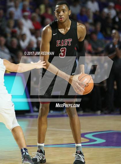 Thumbnail 3 in University vs. Memphis East (City of Palms Classic) photogallery.