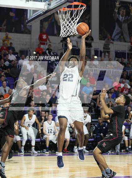 Thumbnail 1 in University vs. Memphis East (City of Palms Classic) photogallery.