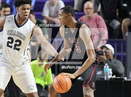Thumbnail 2 in University vs. Memphis East (City of Palms Classic) photogallery.