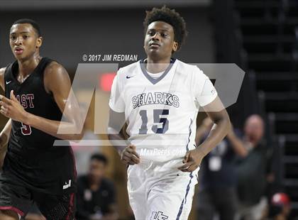 Thumbnail 2 in University vs. Memphis East (City of Palms Classic) photogallery.