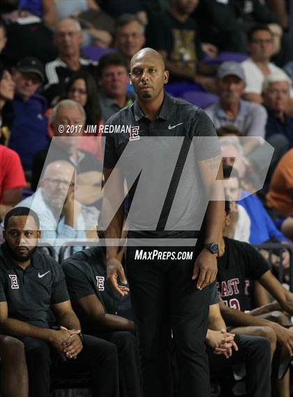 Thumbnail 2 in University vs. Memphis East (City of Palms Classic) photogallery.