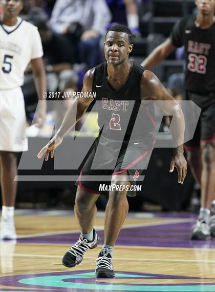 Thumbnail 1 in University vs. Memphis East (City of Palms Classic) photogallery.