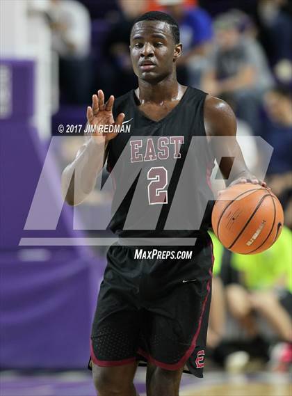 Thumbnail 2 in University vs. Memphis East (City of Palms Classic) photogallery.