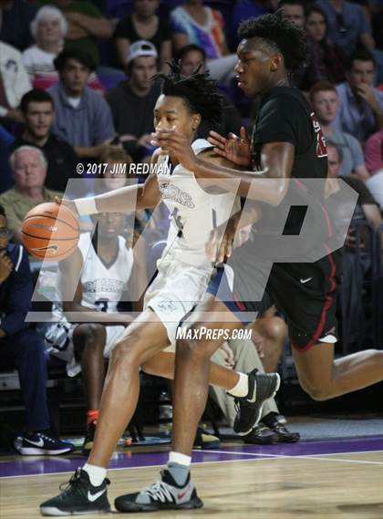 Thumbnail 2 in University vs. Memphis East (City of Palms Classic) photogallery.