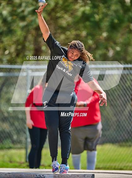 Thumbnail 3 in Spartan Relays (Shot Put) photogallery.